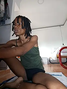 Snapshot of africa_deluxe chatting on 03-03-25, 08:43 africa deluxe online show from 03-03-25, 08:43