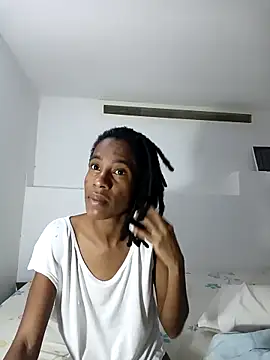 Snapshot of africa_deluxe chatting on 11-27-25, 11:45 africa deluxe online show from 11-27-25, 11:45