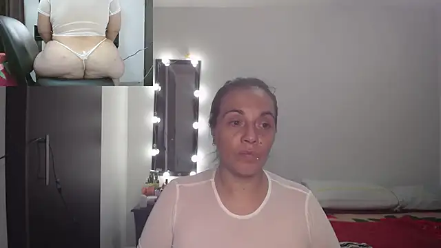 Snapshot of zoe_hotxxx chatting on 10-06-25, 12:08 zoe hotxxx online show from 10-06-25, 12:08