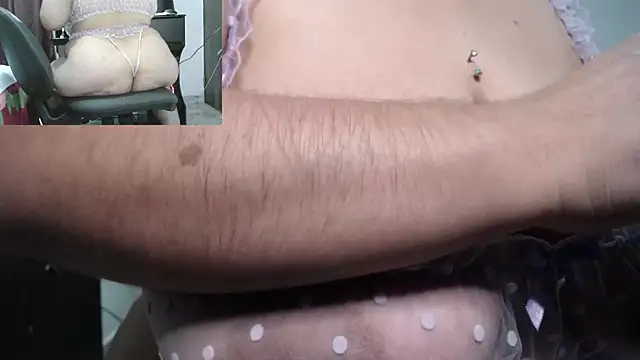 Snapshot of zoe_hotxxx chatting on 10-14-25, 03:02 zoe hotxxx online show from 10-14-25, 03:02