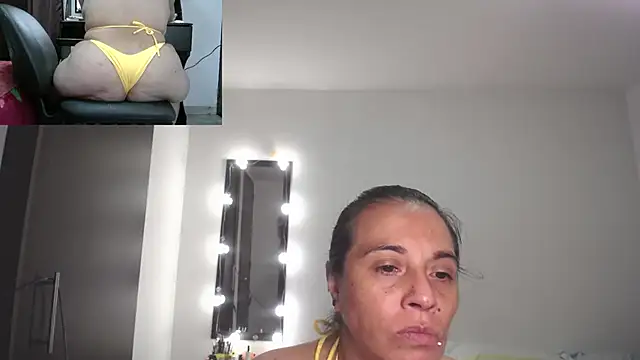 Snapshot of zoe_hotxxx chatting on 11-23-25, 11:59 zoe hotxxx online show from 11-23-25, 11:59