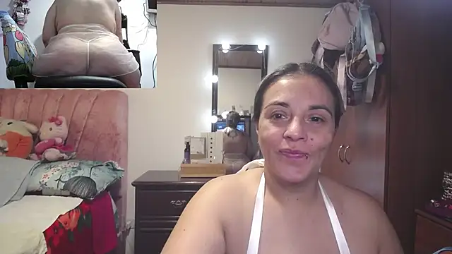 Snapshot of zoe_hotxxx chatting on 04-06-26, 01:56 zoe hotxxx online show from 04-06-26, 01:56