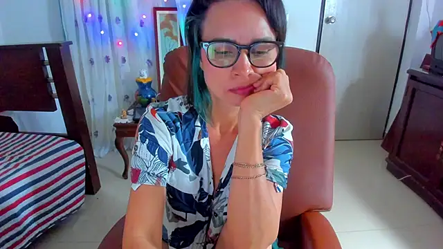 Snapshot of BrianaGarner chatting on 02-19-26, 05:20 BrianaGarner online show from 02-19-26, 05:20