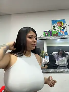 Snapshot of emilyjohanson chatting on 07-17-26, 04:56 emilyjohanson online show from 07-17-26, 04:56