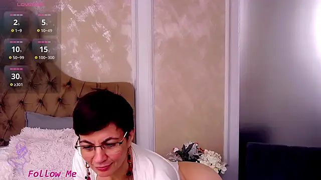 Snapshot of BustyPenellope chatting on 01-28-25, 06:49 BustyPenellope online show from 01-28-25, 06:49