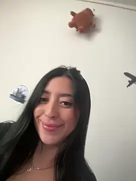 Sofhi corolinne31 online show from 12-10-24, 09:54