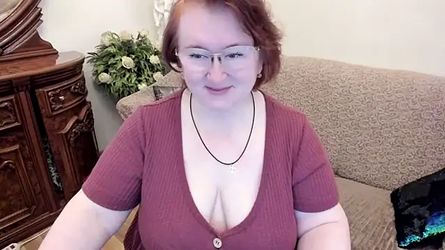 leiamillersonn online show from 10-08-25, 05:49