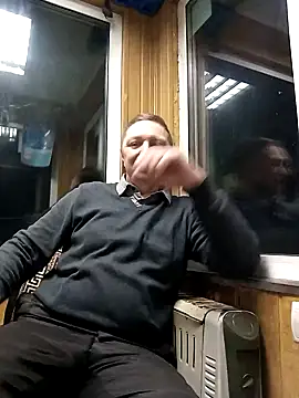 Snapshot of Pokaz2020 chatting on 12-31-24, 05:51 Pokaz2020 online show from 12-31-24, 05:51