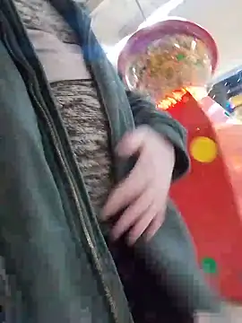 Snapshot of Pokaz2020 chatting on 01-17-25, 10:00 Pokaz2020 online show from 01-17-25, 10:00