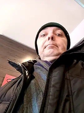 Snapshot of Pokaz2020 chatting on 02-22-25, 04:19 Pokaz2020 online show from 02-22-25, 04:19