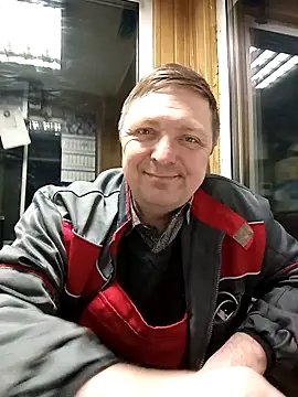 Snapshot of Pokaz2020 chatting on 03-13-25, 12:27 Pokaz2020 online show from 03-13-25, 12:27