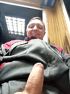 Snapshot of Pokaz2020 chatting on 11-08-25, 04:12 Pokaz2020 online show from 11-08-25, 04:12