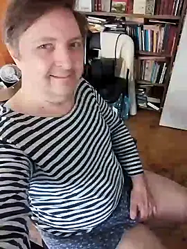 Snapshot of Pokaz2020 chatting on 07-12-26, 10:39 Pokaz2020 online show from 07-12-26, 10:39