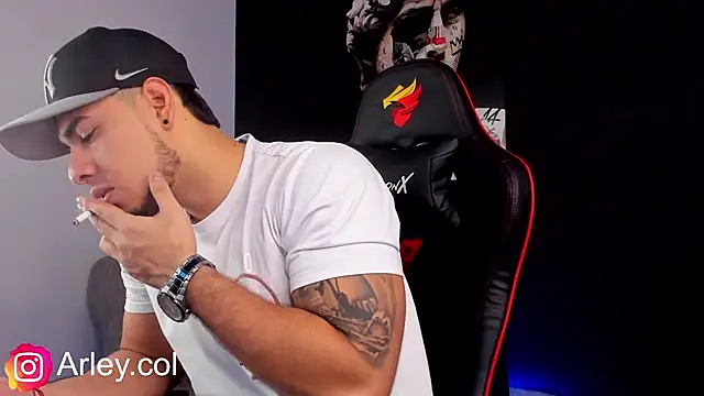 Dimitri Colleman online show from 12-05-24, 04:23