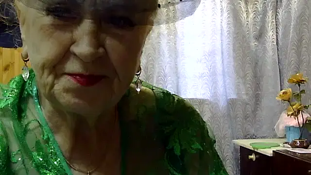 Emma52610 online show from 09-17-25, 06:26