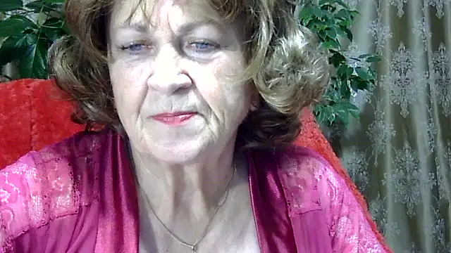 Emma52610 online show from 11-23-25, 12:38