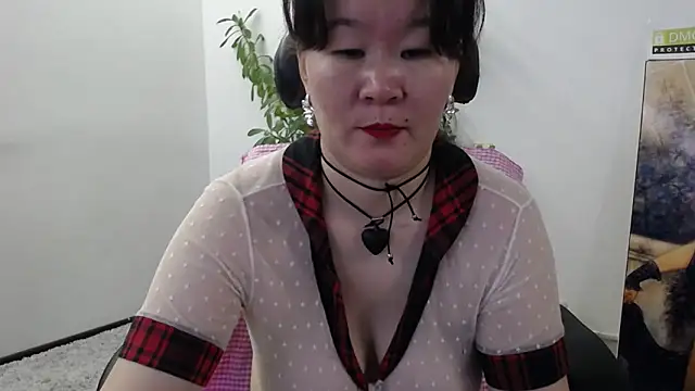 Akira xx online show from 11-07-25, 02:33