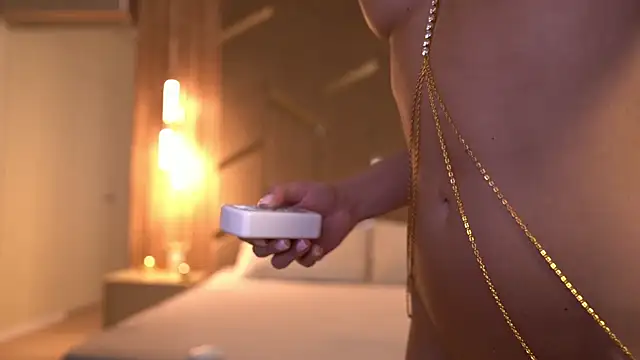 Snapshot of juice-pussy chatting on 11-21-25, 03:54 juice-pussy online show from 11-21-25, 03:54