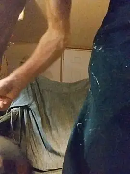 ROBERT0516 online show from 11-08-25, 06:24