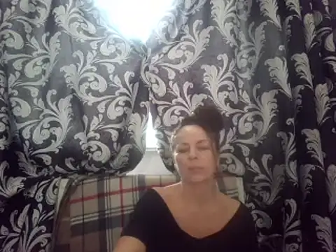 LindaStarS online show from 02-12-25, 08:27