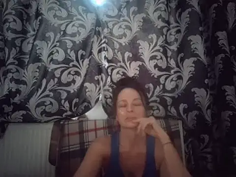 LindaStarS online show from 02-19-25, 05:27