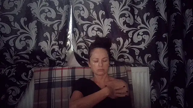 LindaStarS online show from 10-04-25, 05:49