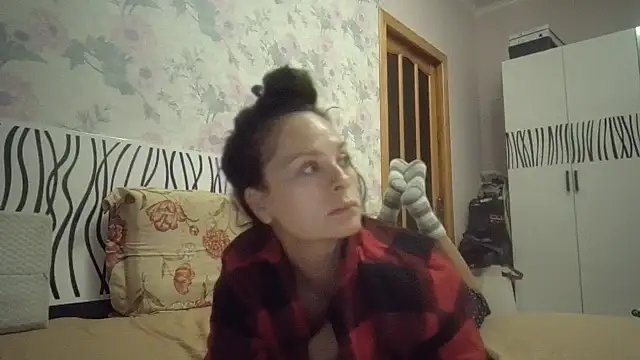 LindaStarS online show from 10-10-25, 06:07