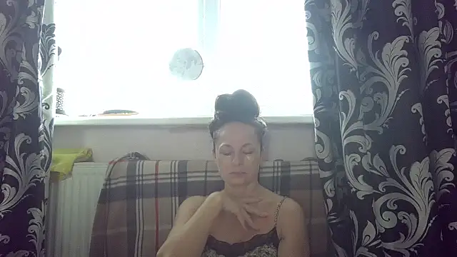 LindaStarS online show from 02-24-26, 05:49