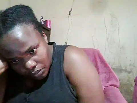 Snapshot of sexybigboobz chatting on 06-14-26, 02:19 sexybigboobz online show from 06-14-26, 02:19