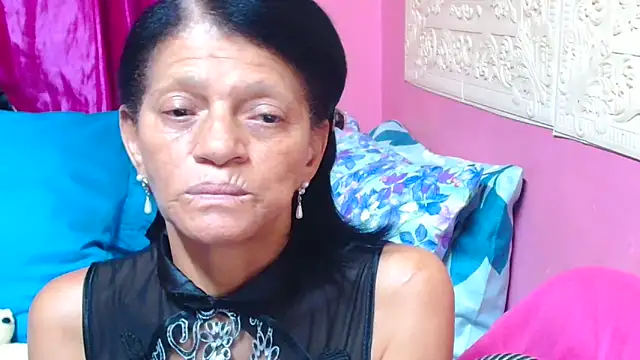 SLUTTYROXY online show from 03-18-25, 08:47