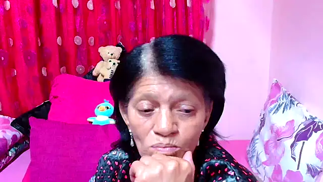 SLUTTYROXY online show from 10-06-25, 07:06