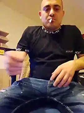 Snapshot of Osi189 chatting on 01-15-26, 07:17 Osi189 online show from 01-15-26, 07:17