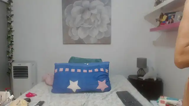 CindyCrawford online show from 02-25-26, 03:16