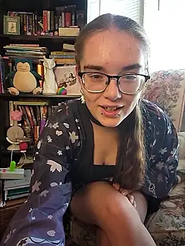 Izzy Hellbourne online show from 05-28-26, 05:43