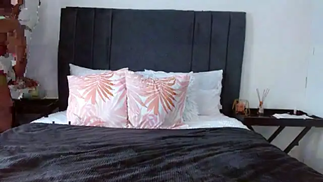 SoftRosee online show from 04-09-26, 12:10