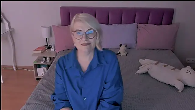 sabrinamacmarren online show from 03-14-25, 09:43