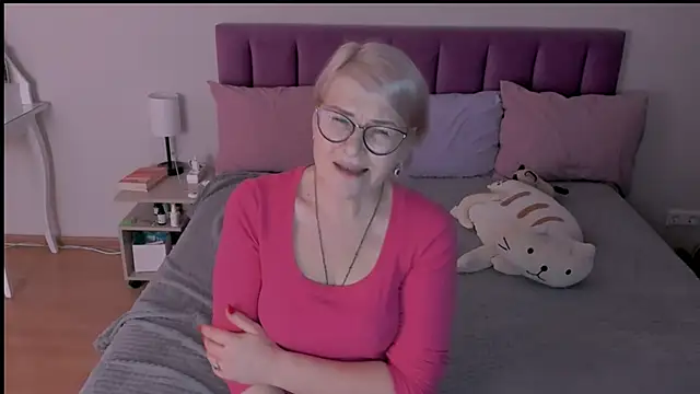 sabrinamacmarren online show from 03-18-25, 10:48