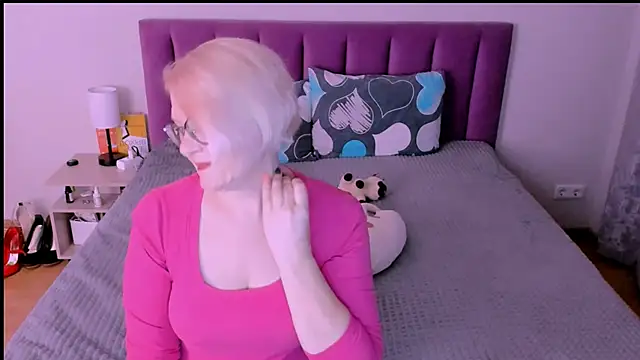 sabrinamacmarren online show from 10-02-25, 04:58