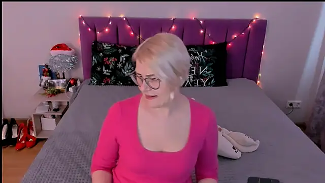 sabrinamacmarren online show from 01-13-26, 11:04