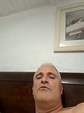 Snapshot of DrPenaltyXX chatting on 12-17-24, 01:16 DrPenaltyXX online show from 12-17-24, 01:16
