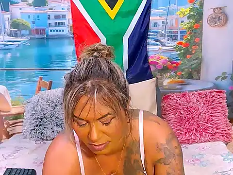 Snapshot of indiansparkle chatting on 07-14-26, 04:45 indiansparkle online show from 07-14-26, 04:45