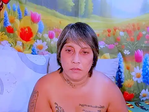 indianroxy online show from 10-15-25, 07:52