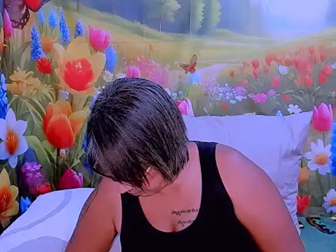 indianroxy online show from 11-15-25, 06:48