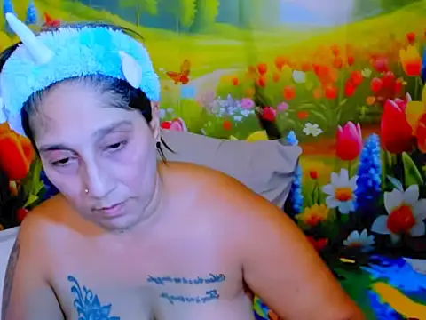 indianroxy online show from 05-28-26, 08:44