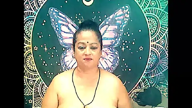 Snapshot of matureindian chatting on 01-28-25, 08:36 matureindian online show from 01-28-25, 08:36