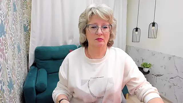 EvelynJoyful online show from 03-19-26, 05:11