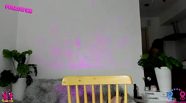 hottycrishina online show from 02-19-25, 10:23