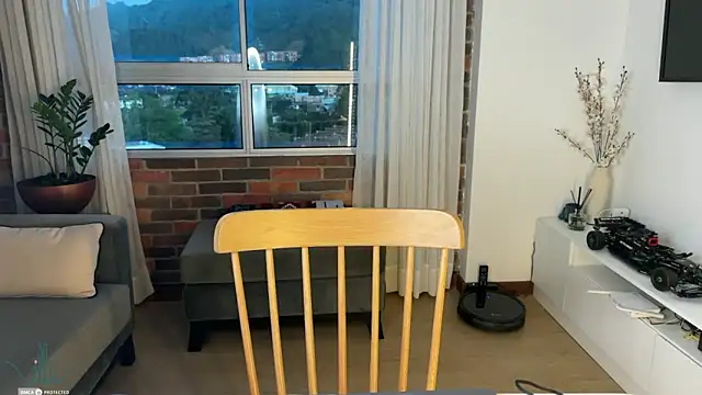 Snapshot of illaroom chatting on 01-23-25, 11:15 illaroom online show from 01-23-25, 11:15