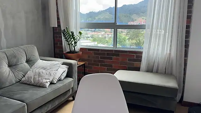 Snapshot of illaroom chatting on 03-18-25, 05:21 illaroom online show from 03-18-25, 05:21