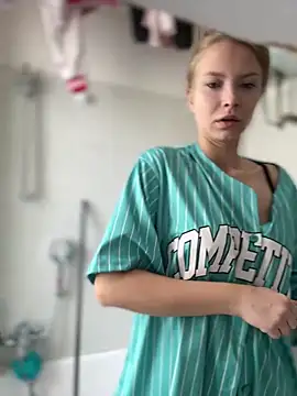 AnastasiaAniess online show from 03-13-25, 09:10